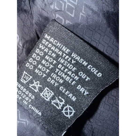 Be by Blanc Noir Black Gray Hooded Puffer Quilted Vest Size Large - Picture 8 of 13